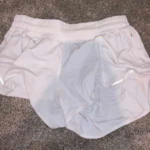 white lulu shorts